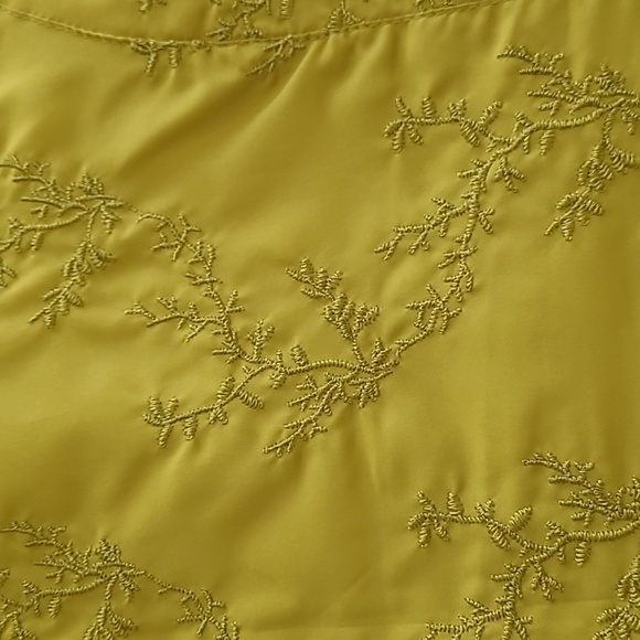 Carole Little Embroidered Chartreuse Vest - Picture 13 of 13